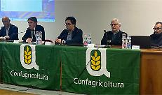 La Libera, quando il confronto parte dalla base