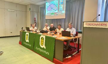 LE ISTITUZIONI A CONFRONTO CON GLI ALLEVATORI CREMONESI