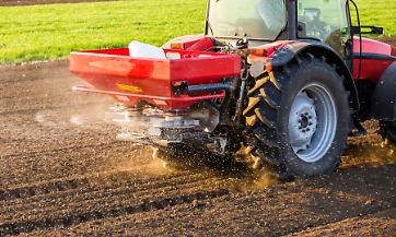 Fertilizzanti, Confagricoltura: bene la sospensione dei dazi per un anno