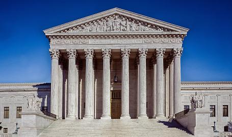 Dazi, terremoto a Washington: la Corte Suprema smonta l&rsquo;architettura legale dei prelievi di Trump. L&rsquo;agroalimentare italiano chiede certezze